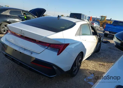 2025 Hyundai Elantra Sel Convenience z USA, uszkodzony, nr VIN KMHLS4DG0SU019418